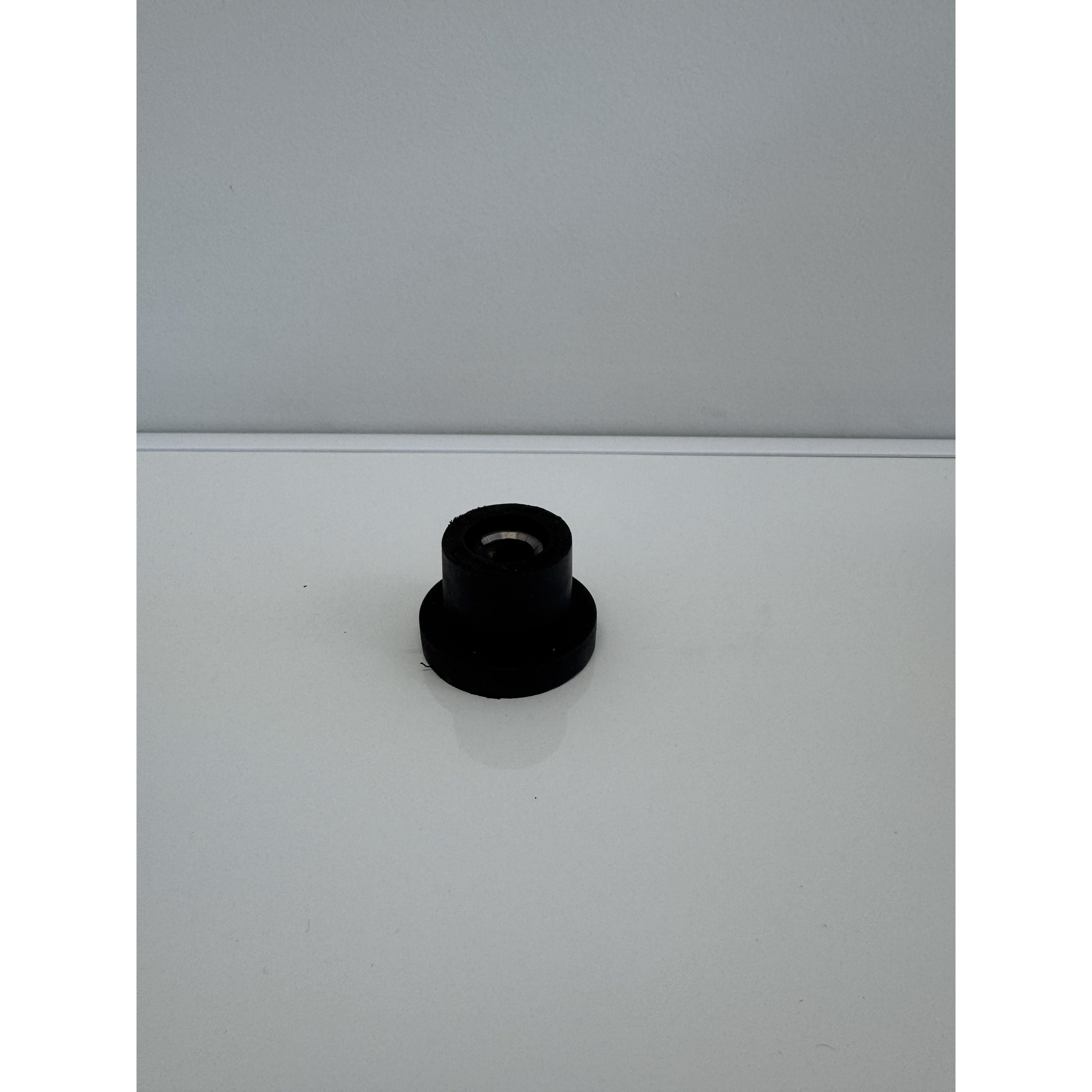 Engine Mount Rubber Bushes – RTE Custom Trucks